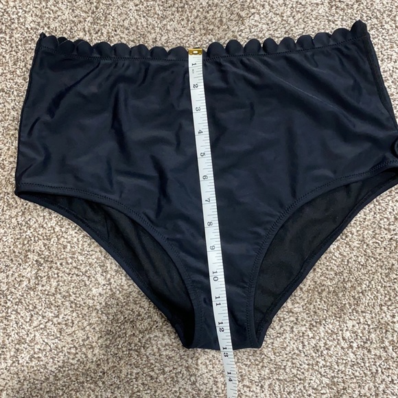 South Beach Scallop Bikini - Picture 7 of 10